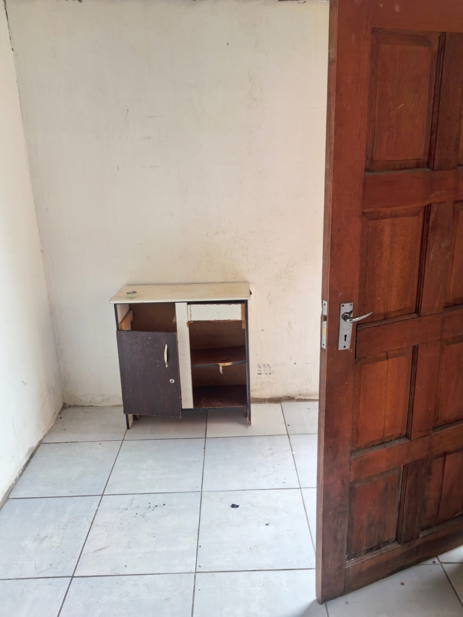 3 Bedroom Property for Sale in Ilitha Park Western Cape